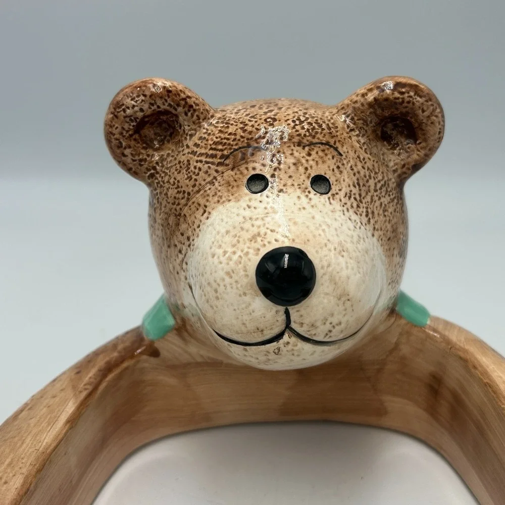 Teddy Bear Toilet Paper Tissue Holder Wall Mounted Ceramic Germany Cabin Cottage